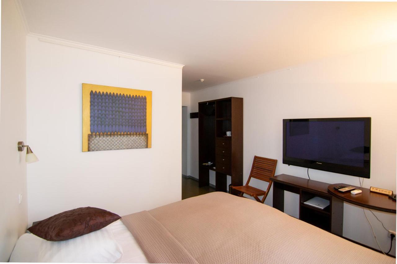 Knyazha Hora Hotel 卡尼夫 外观 照片