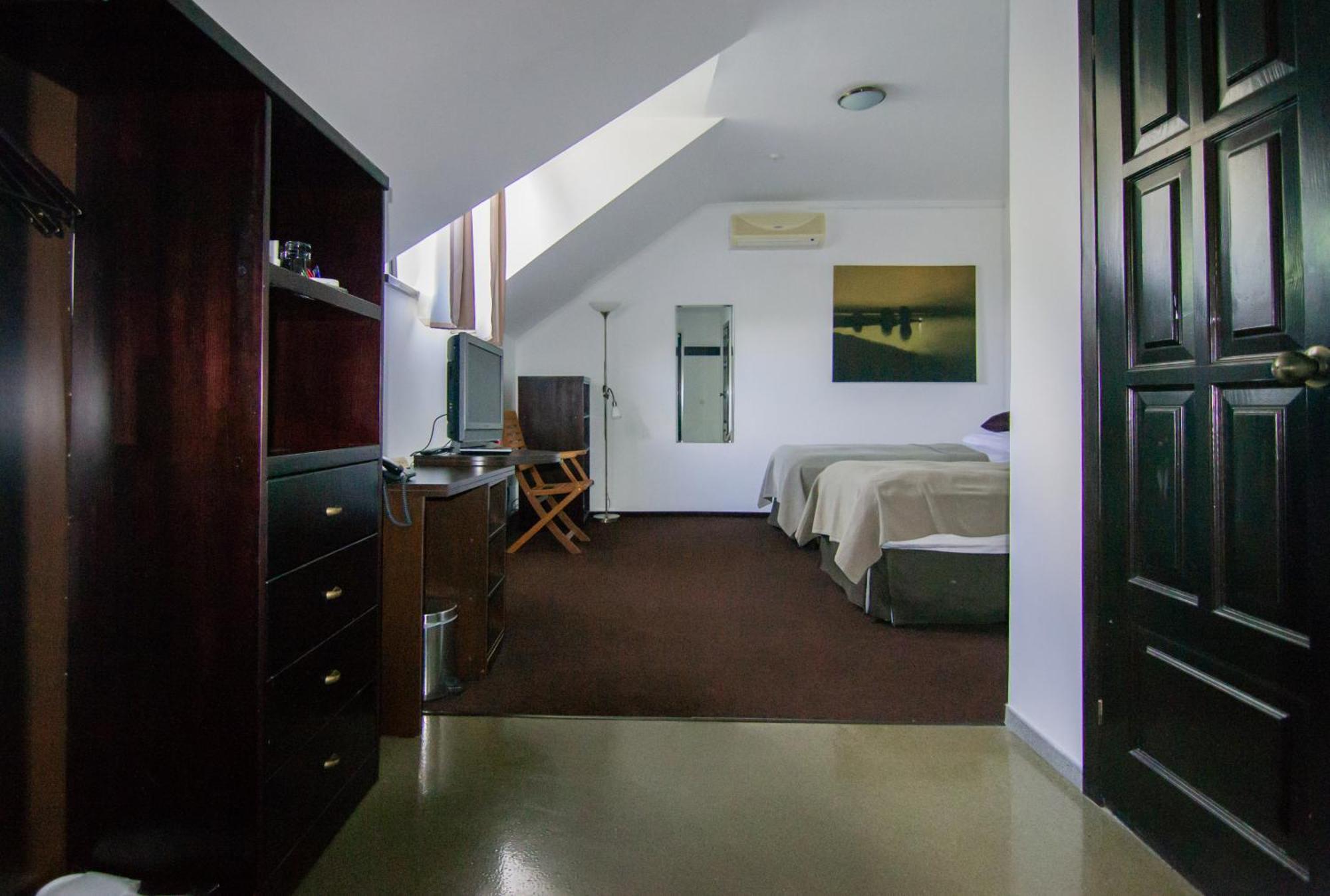 Knyazha Hora Hotel 卡尼夫 客房 照片