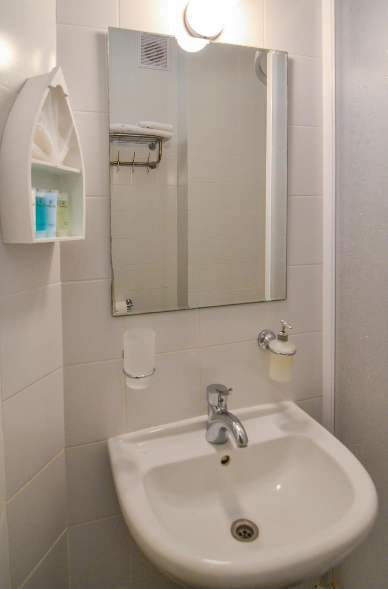Knyazha Hora Hotel 卡尼夫 客房 照片